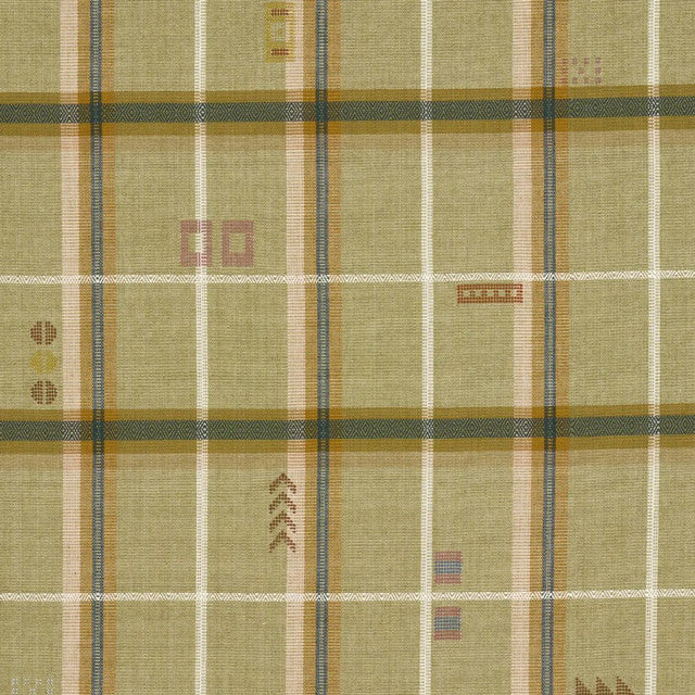 fable-fabric-by-schumacher-temp - Glade